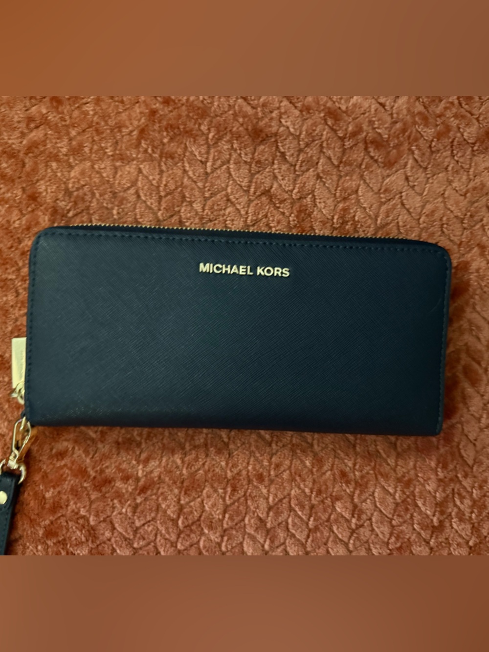 Michael Kors Black Saffiano Leather Jet Set Large Wallet